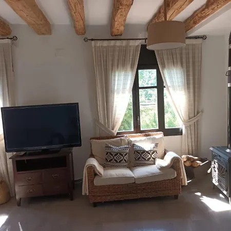 Un Tros De Sal. Casa Rural A Gerri De La Sal. * Gerri de la Sal