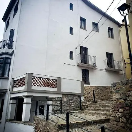 Un Tros De Sal. Casa Rural A Gerri De La Sal. * Gerri de la Sal