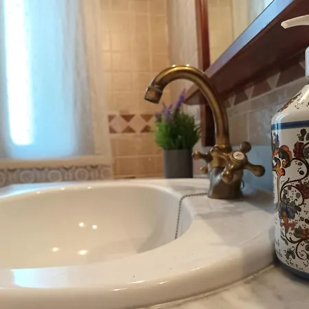 Un Tros De Sal. Casa Rural A Gerri De La Sal. * Gerri de la Sal