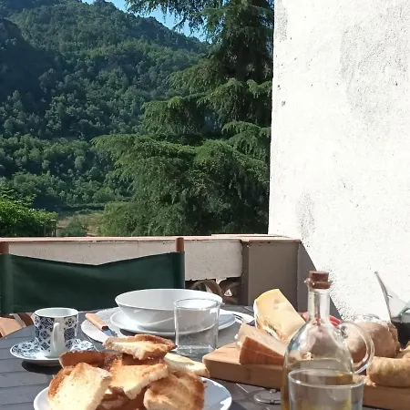 Un Tros De Sal. Casa Rural A Gerri De La Sal. Casa vacanze