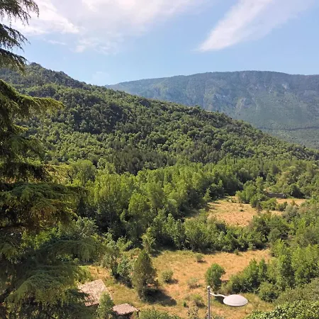 Un Tros De Sal. Casa Rural A Gerri De La Sal. Casa vacanze *