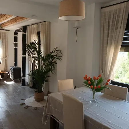 Casa vacanze Un Tros De Sal. Casa Rural A Gerri De La Sal.