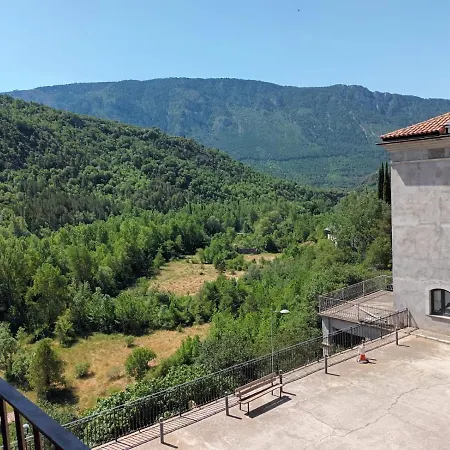 Un Tros De Sal. Casa Rural A Gerri De La Sal.