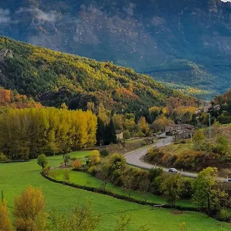 Un Tros De Sal. Casa Rural A Gerri De La Sal. Gerri de la Sal